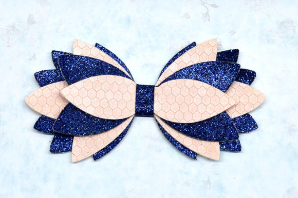 Reviewing 3D SVG Shapes: Multilayer Hair Bow Template